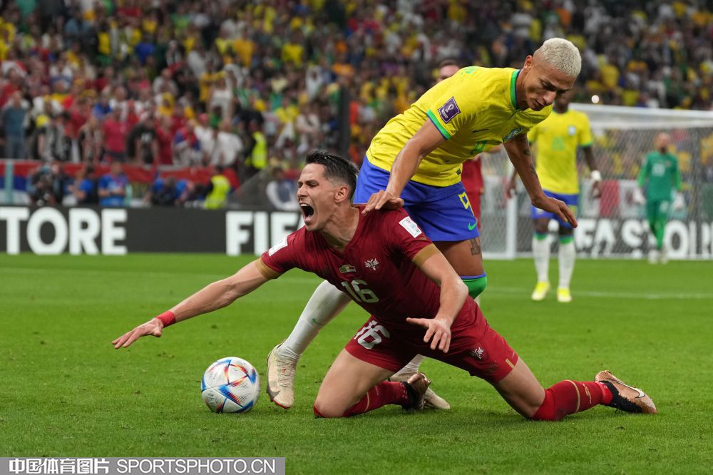 有没有发现，贵为TVB一姐的汪明荃，好像被曾志伟排挤了？.